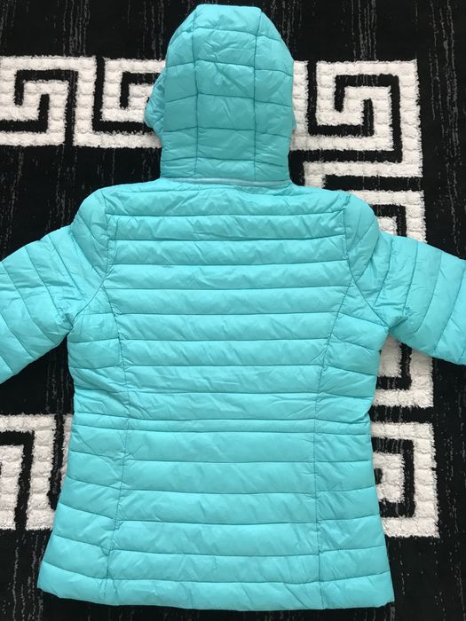 Дамско яке с качулка