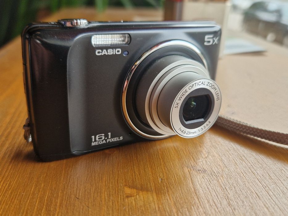 CASIO QV R-300, без забележка, работи перфектно