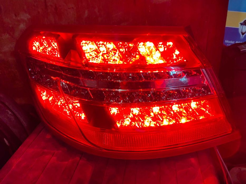 Стоп Mercedes W212 E-Classa LED ляв седан/ Стоп Мерцедес W212