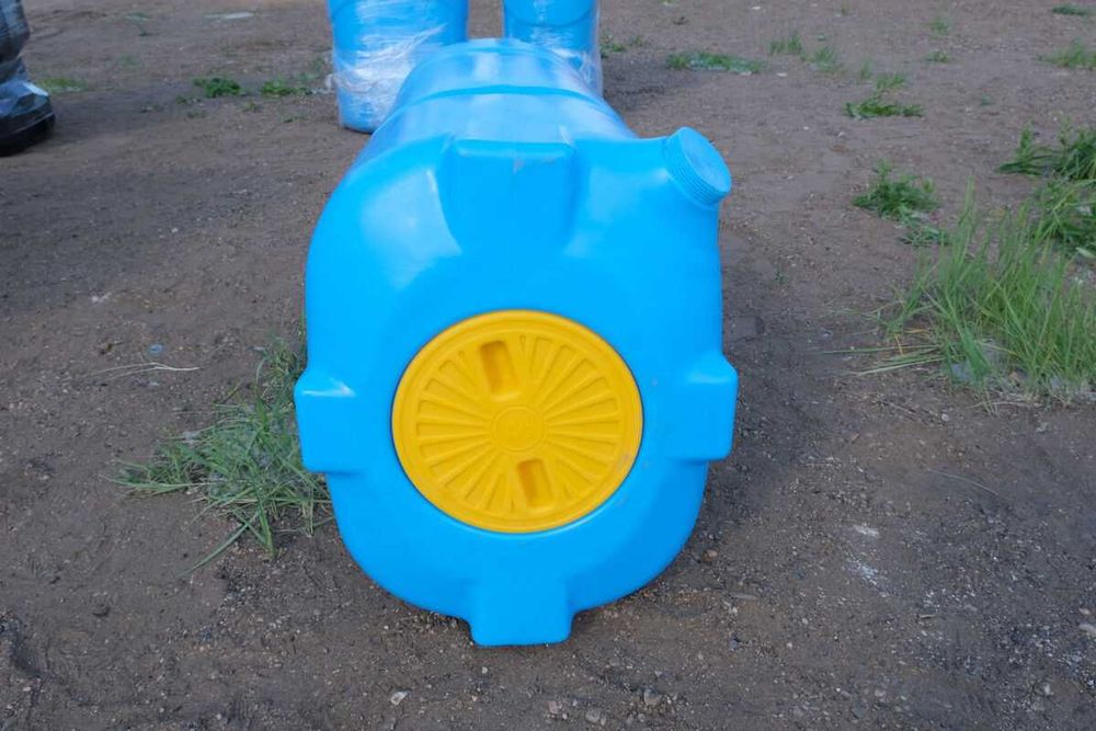 Емкость бак бочка 750 литров горизонтальная прямоугольная с завода