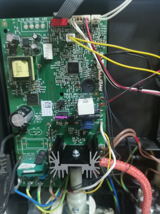 Repar amplificatoare, televizoare și electrocasnice