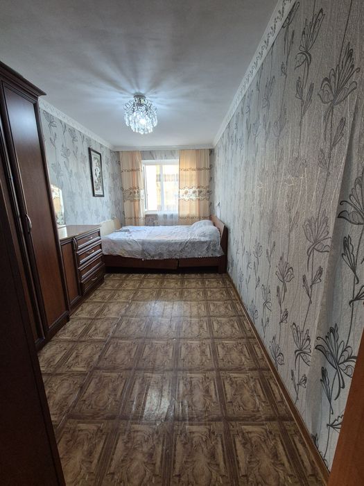 Екі бөлмелі үи сатылады