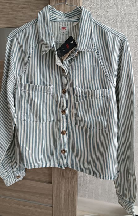 Рубашка джинсовая от бренда Levi's