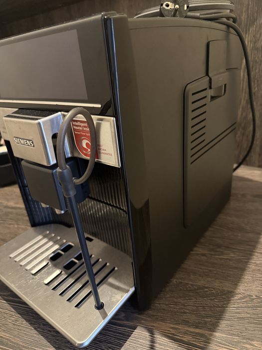 Кафе машина Siemens EQ.6 series 500