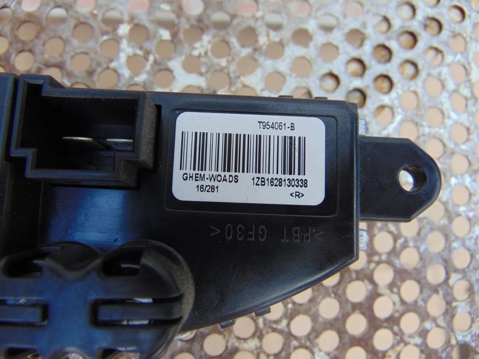 Rezistenta trepte Renault Megane 4 Kadjar cod t954061b talisman
