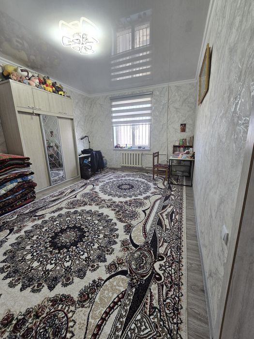 Шахар марказидан 2 хонали 65 кв.лик янги ремонтдан чиккан уй