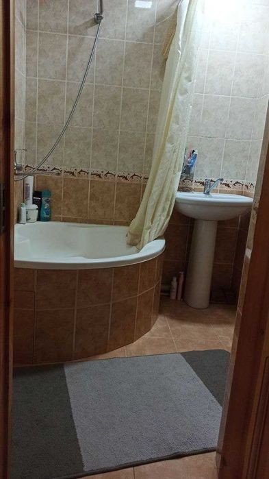 3-х комнатная квартира по ул. Амира Темура ID: 2879