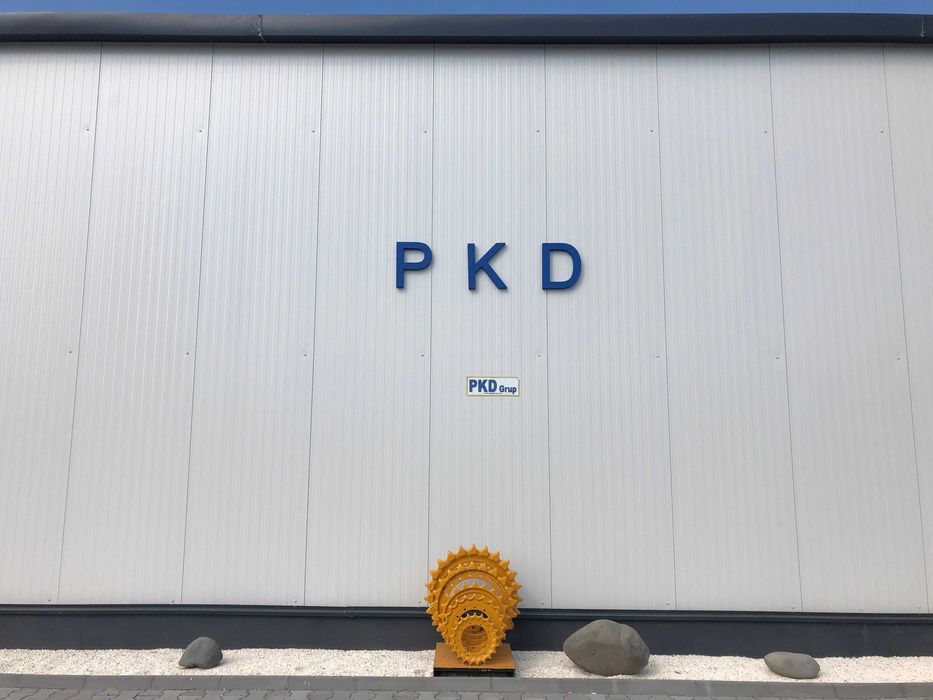 Senile de cauciuc pentru miniexcavatoare și excavatoare