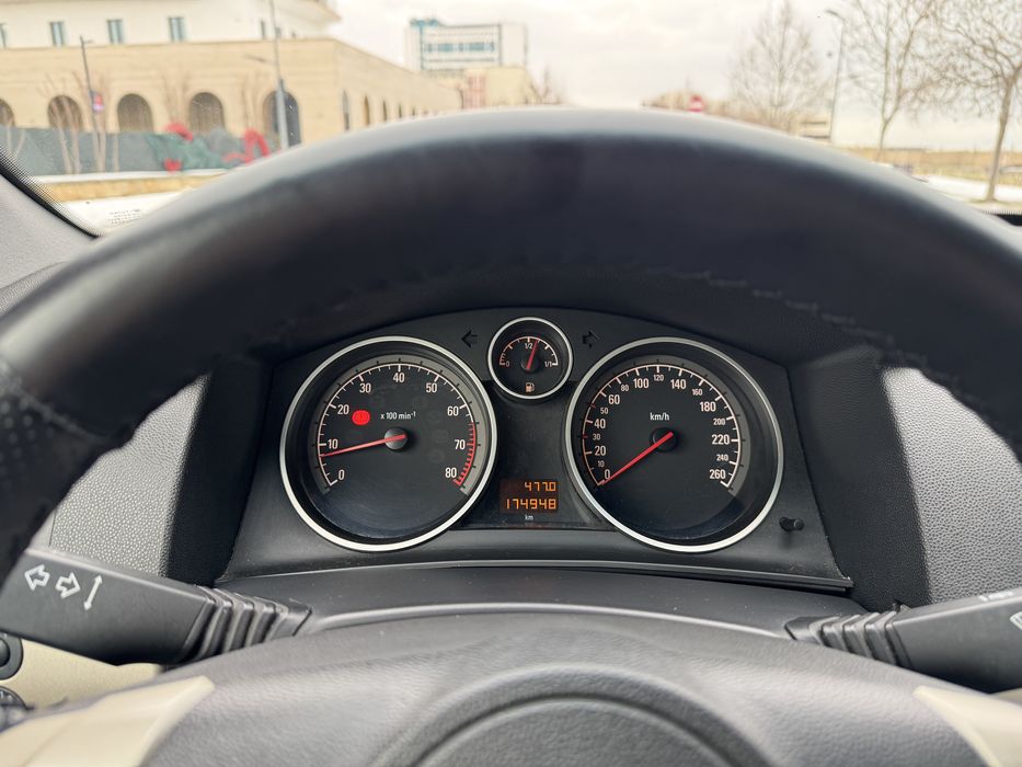 Vand Opel Astra H 1.4 benzina 90 de cai