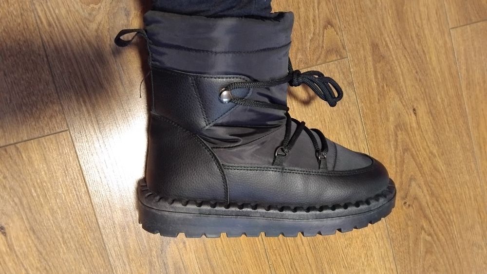 Нови апрески/ботуши