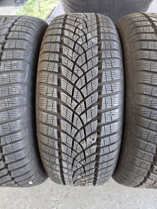 215/60/16 GOODYEAR 4бр