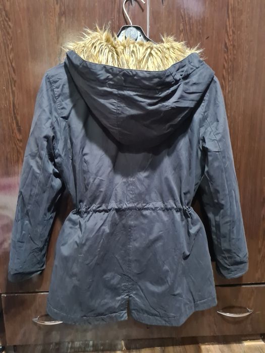Продаётся куртка женская