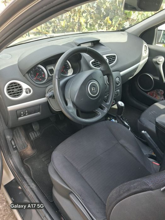Vand Renault  CLIO 3 in stare foarte buna