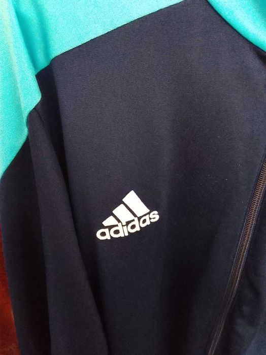 Adidas горници и Columbia елек