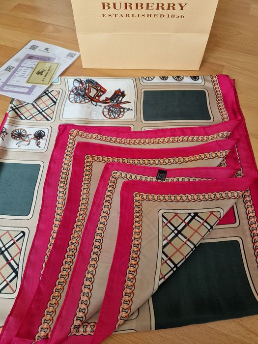 Esarfa matase Burbbery/Italia, saculet, etichetă