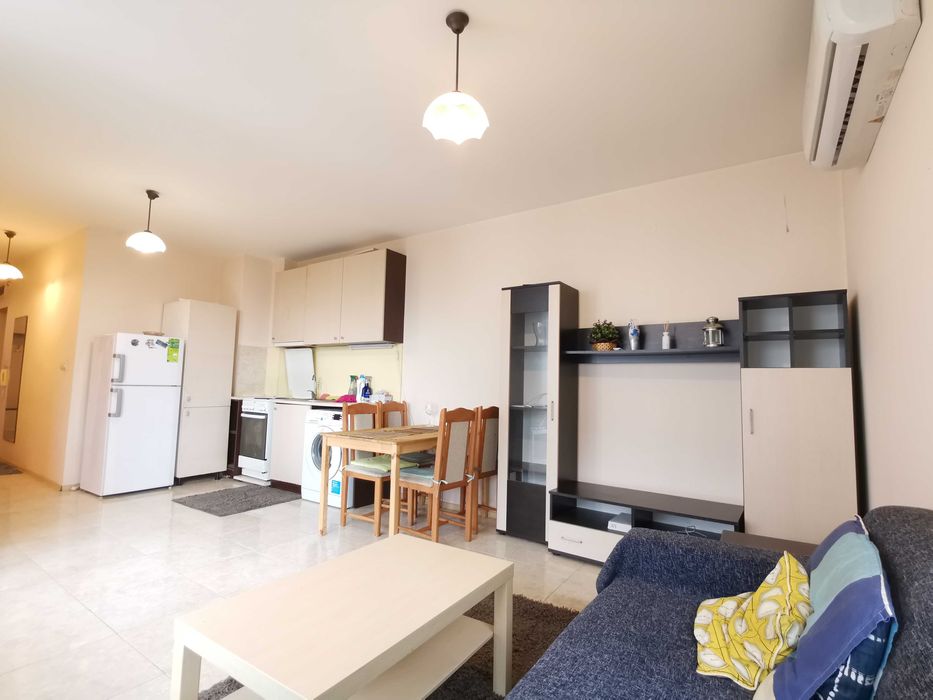 Дава се под наем Двустаен апартамент в София, Студентски град - 70 кв.м за 459 € - Снимка #1