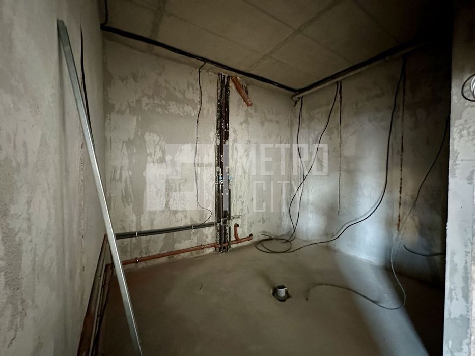 Дава се под наем Магазин в София, Студентски град - 276 кв.м за 3316 € - Снимка #9