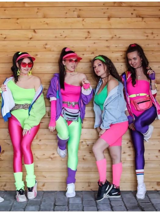 Яркие лосины из 90ых