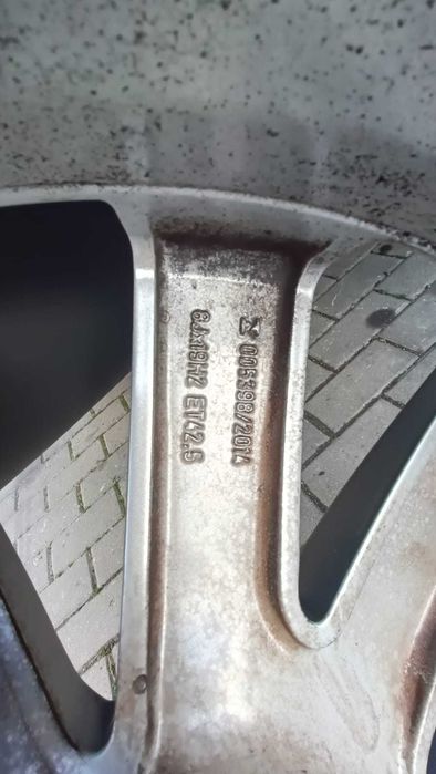 Vand jante cu cauciucuri Michelin pt. Volvo 235/55/19