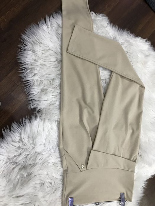 Salopeta/pantaloni carouri Zara