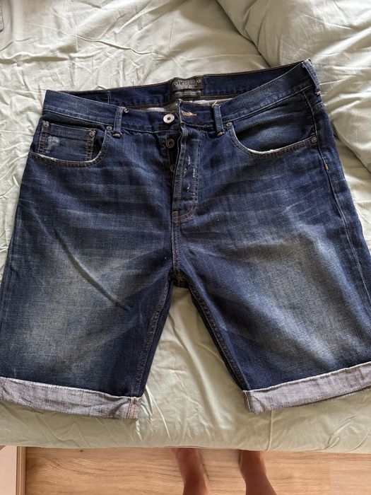 Blugi scurti pull and bear