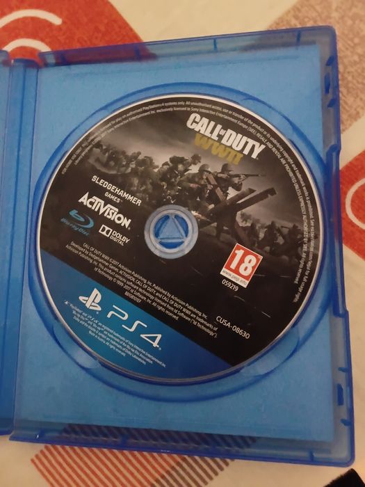 Vând joc ps4 Call of Duty WW2