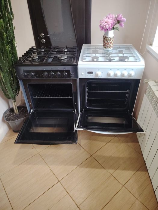 Продам газовые плиты Гефест