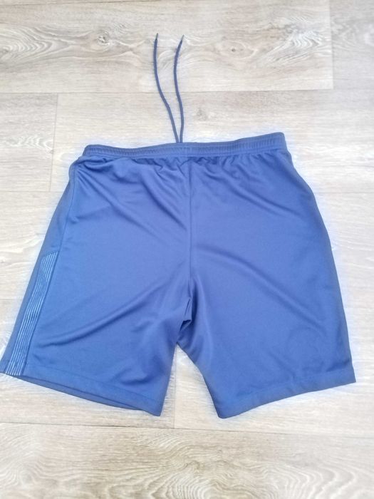 Футболни къси гащи на Пари Сен Жермен