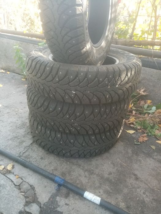 Резина шипованая