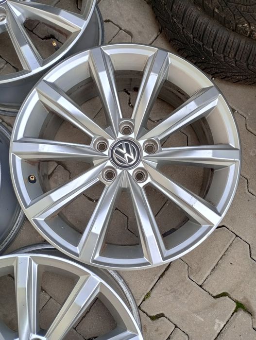 4 jante 5x112 R17 originale Volkswagen passat b8 CC  b7 golf 5,6,7