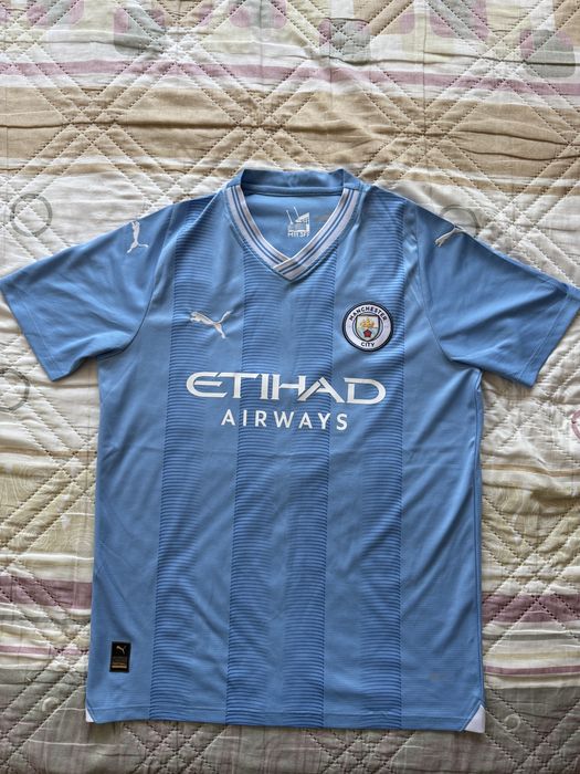 титулярна тениска на Manchester City сезон 23/24
