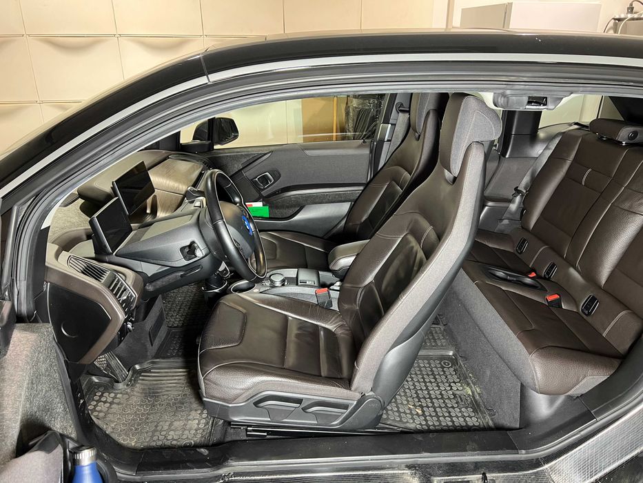 BMW i3 94 Ah Facelift, LED, trapa, piele, premium Suite, configuratie rara