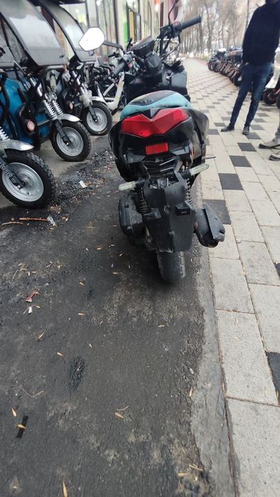 Skuter sotiladi force 150 cc