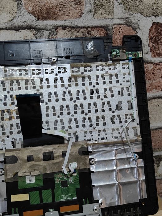 Клавиатурный модуль Asus X550C (топкейс)