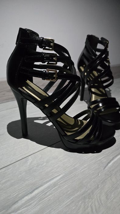 Vand pantofi dama GRACELAND, toc cui 12 cm, marimea 37, purtati o dată
