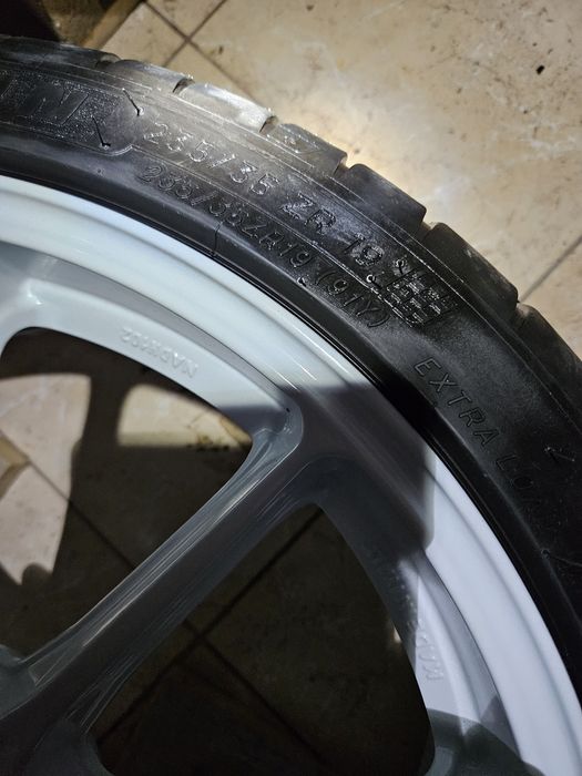 Jante OZ Racing 19"   5 x 108     ET 42