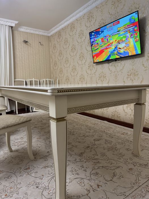 раскладной стол для гостиной