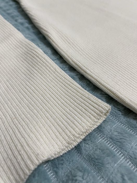 Теплое белое платье