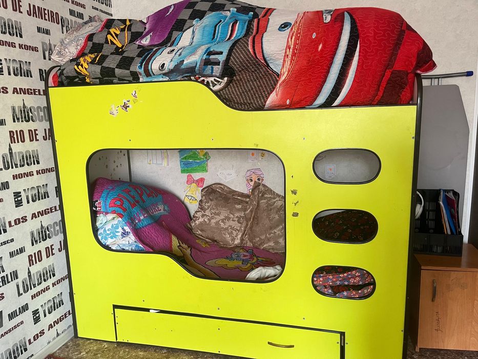 Двухяростный детский диван