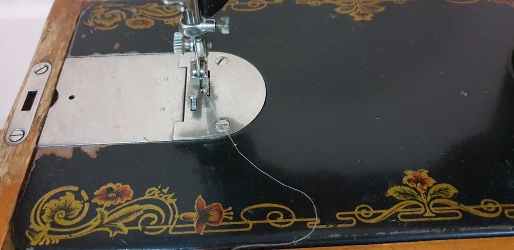 Швейная машина 35 000тг