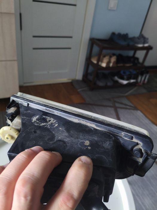 Правая противотуманная фара на БМВ Е38 оригинал б/у