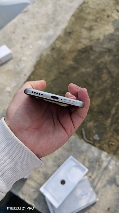 Honor 400 Pro 12/512 Gb sotiladi