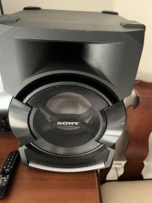 Музыкальный центр Sony home audio system shake x1d