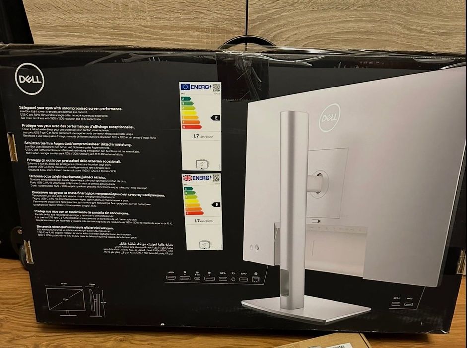 Чисто нов монитор Dell 24”