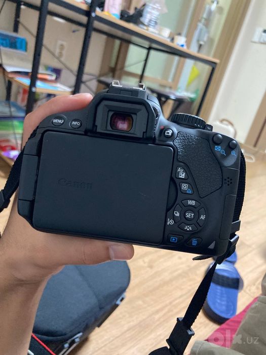 Canon eos 650D.