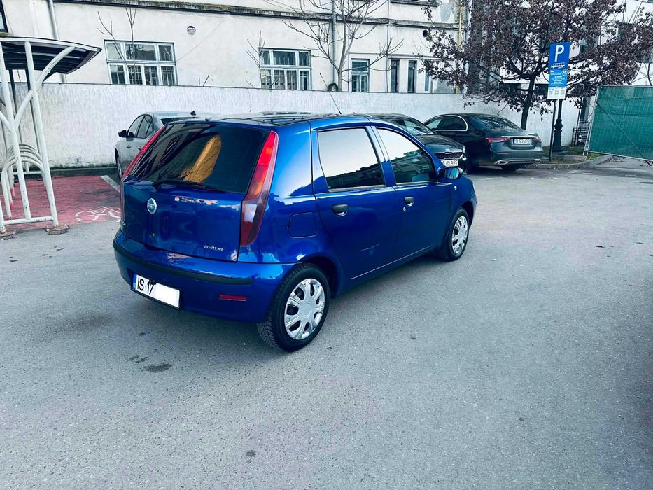 Fiat Punto 1.3Diesel ~ 62000Km ~ Navi Camera A/C Electrice