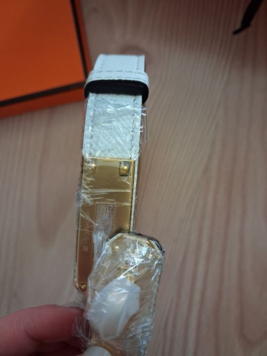Curea Hermes Kelly alb