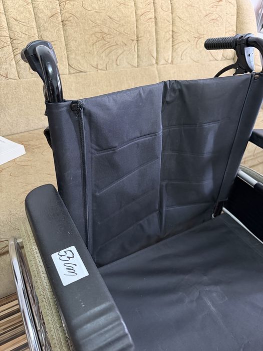 Scaun XXL 53 cm pt persoane cu dizabilități handicap (ca nou)
