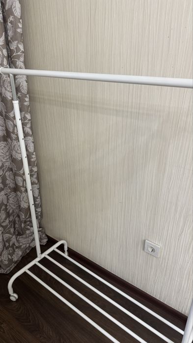 Напольная вешалка ikea