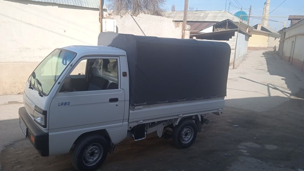 Laboga tent sotiladi yig'iladigan uzbekiskiysi